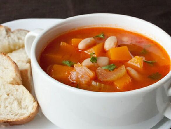Суп з селери - ситне блюдо в раціоні правильного харчування для схуднення